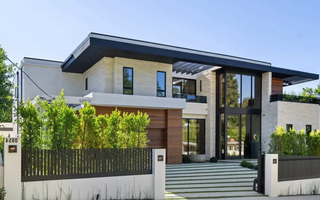 Top Factors to Consider Before Buying a Home